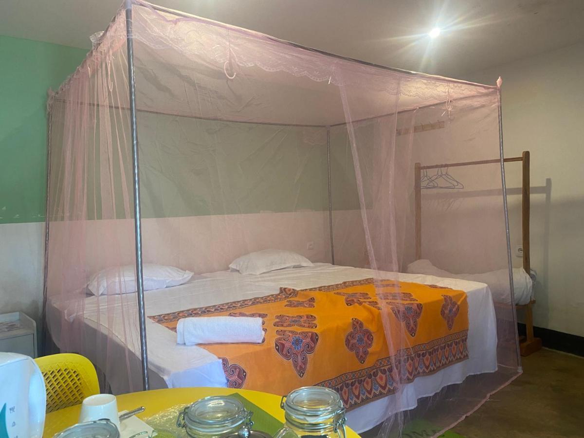 Aeropark Residencial Vandrarhem Maputo Exteriör bild