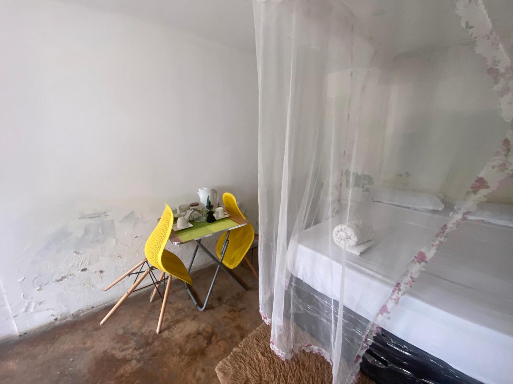 Aeropark Residencial Vandrarhem Maputo Exteriör bild