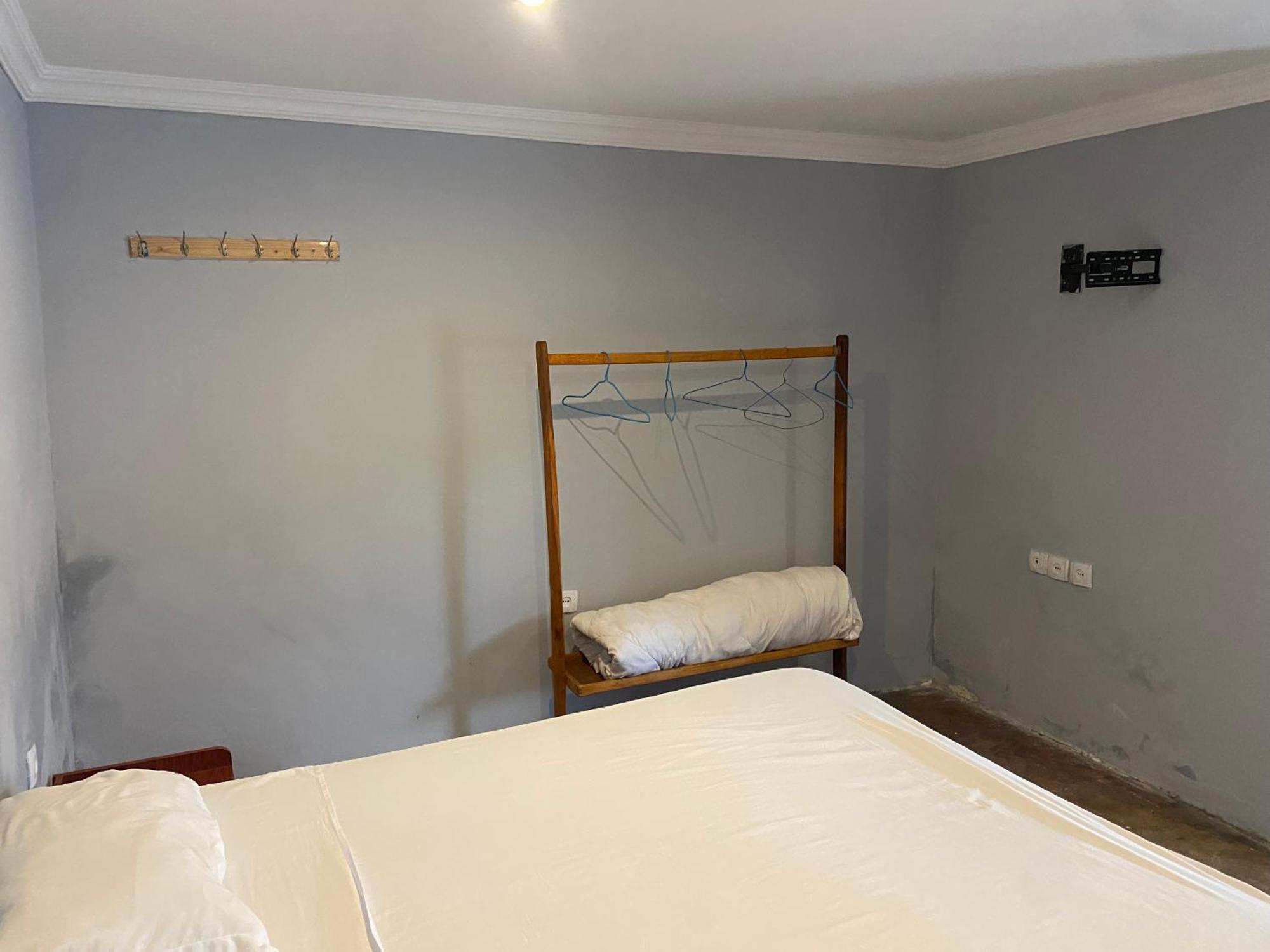 Aeropark Residencial Vandrarhem Maputo Exteriör bild